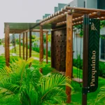 Excelente Casa em Condomínio com 3 Suítes em Intermares