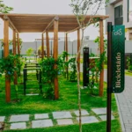 Excelente Casa em Condomínio com 3 Suítes em Intermares