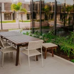 Excelente Casa em Condomínio com 3 Suítes em Intermares