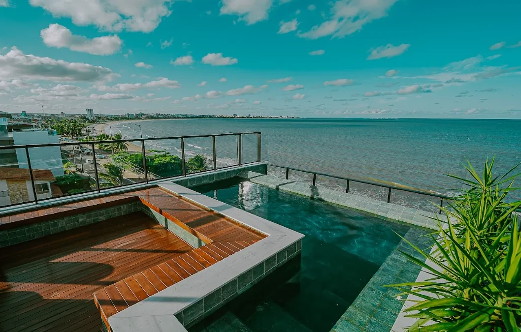 Beira-Mar do Bessa com Studio ou 2 Quartos, Lazer