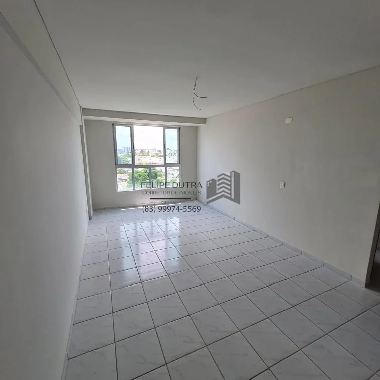 Apartamento no Bairro dos Estados 2 Quartos sendo 1 Suíte com Elevador e Piscina