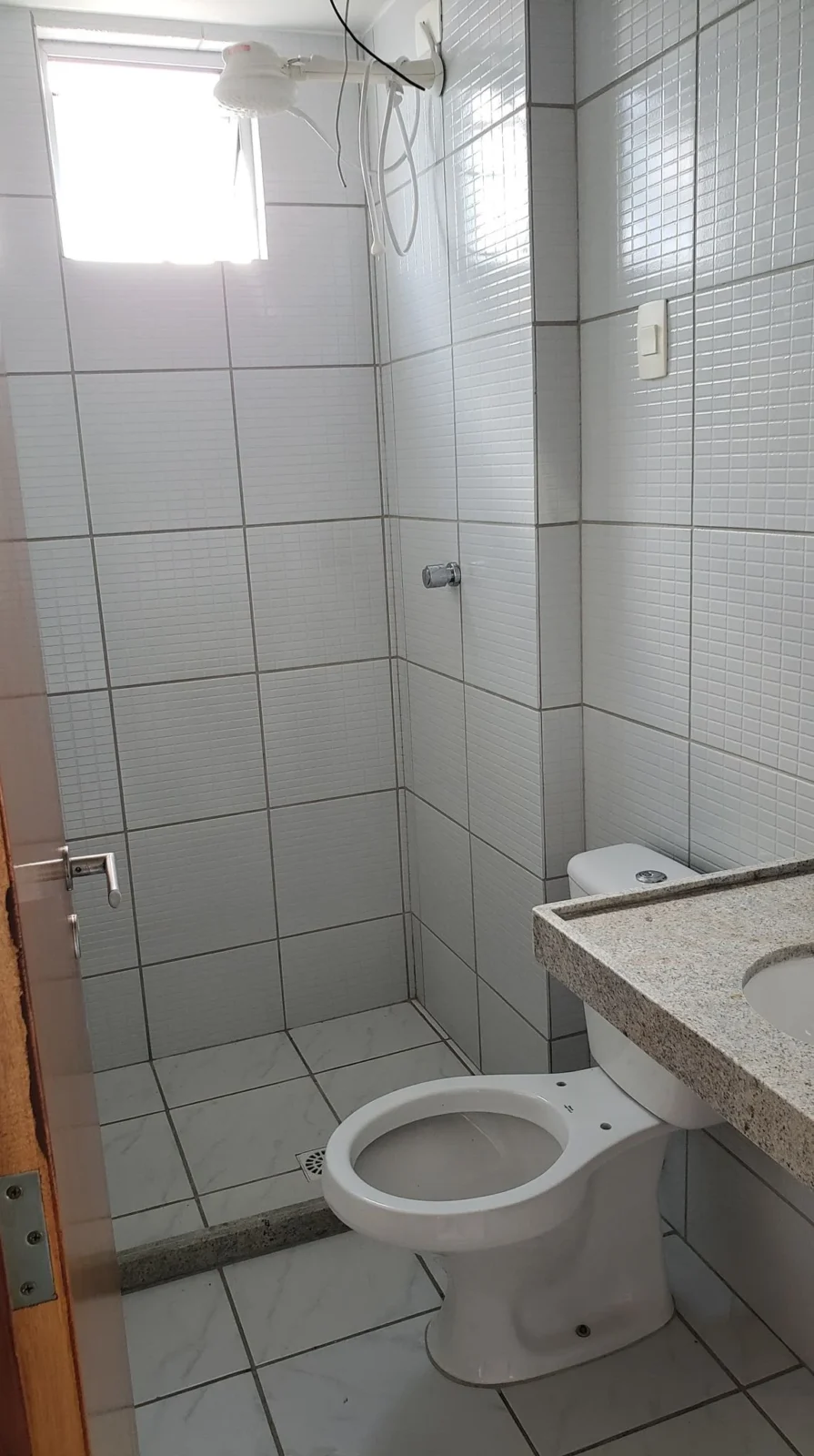 Apartamento no Bairro dos Estados 2 Quartos sendo 1 Suíte com Elevador e Piscina