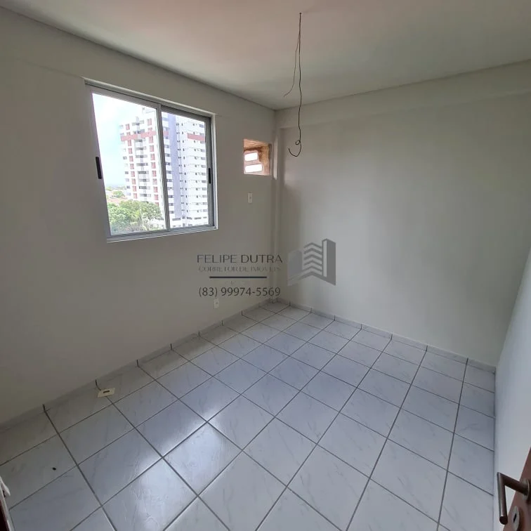 Apartamento no Bairro dos Estados 2 Quartos sendo 1 Suíte com Elevador e Piscina