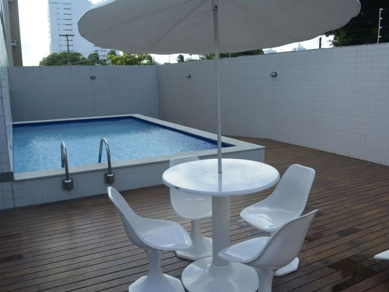 Apartamento no Bairro dos Estados 2 Quartos sendo 1 Suíte com Elevador e Piscina