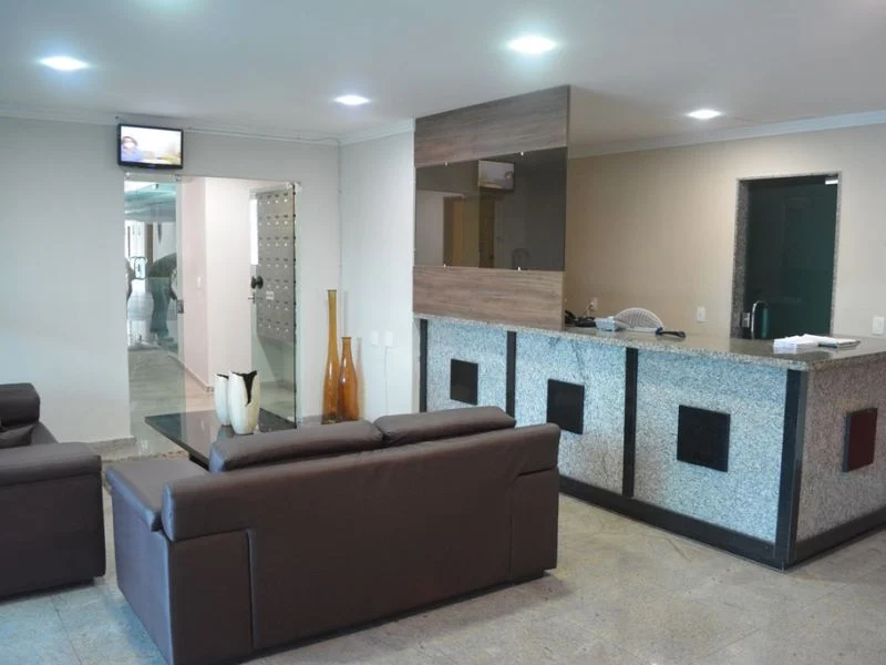 Apartamento no Bairro dos Estados 2 Quartos sendo 1 Suíte com Elevador e Piscina