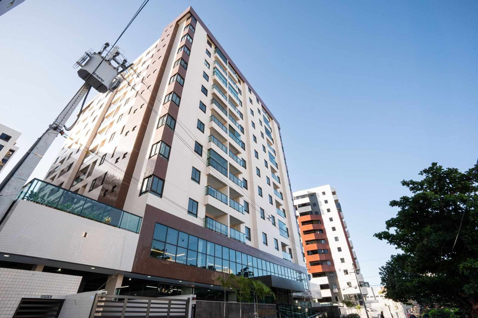 Apartamento no Jardim Oceania/Bessa 3 Quartos sendo 1 Suíte com Elevador e Piscina
