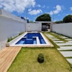 Casa de Luxo na Praia de Carapibus com 3 Suítes, Piscina, 200m do mar