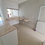 Casa de Luxo na Praia de Carapibus com 3 Suítes, Piscina, 200m do mar