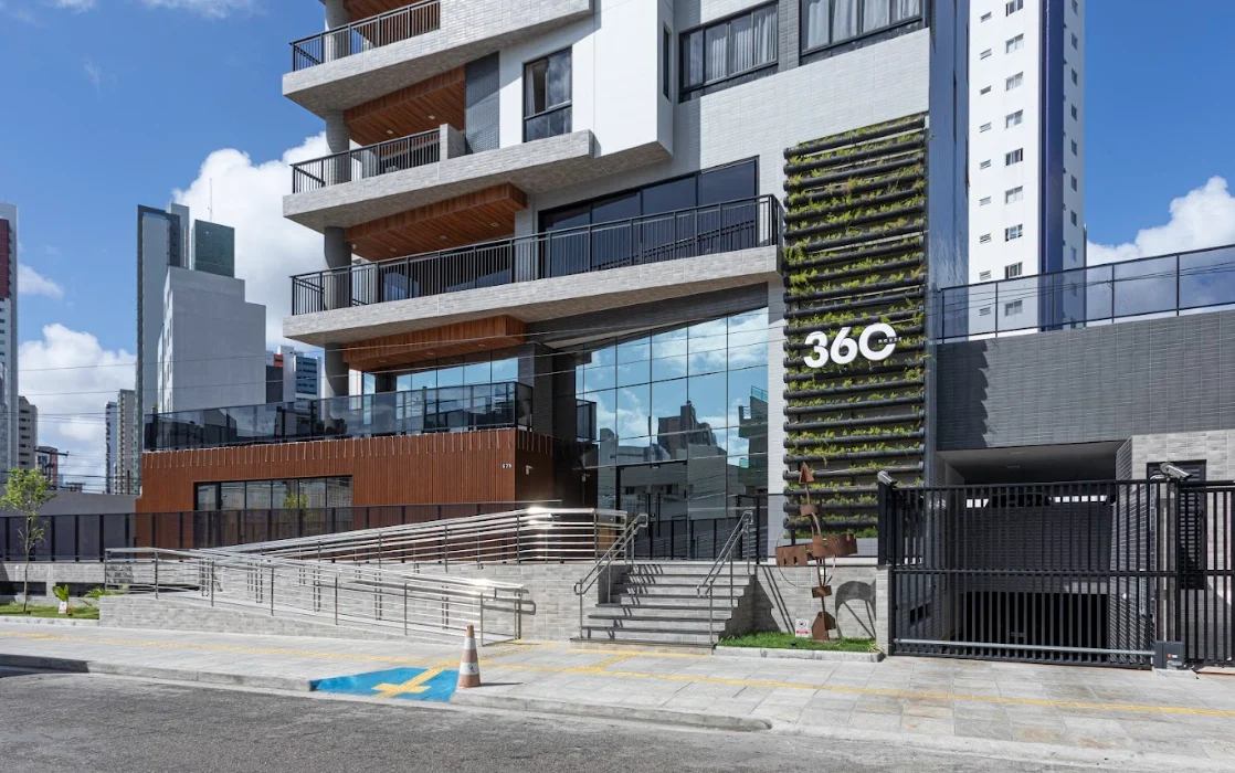 Excelente Apartamento em Tambaú 1 por andar com 3 Suíte, Lazer
