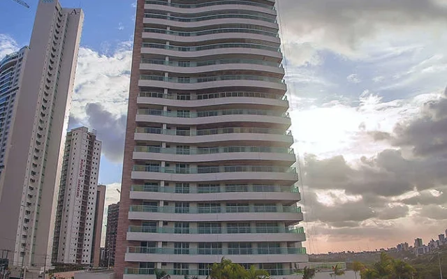 Mansão no Altiplano com 5 Suítes, 6 Vagas, 510m², Lazer Completo