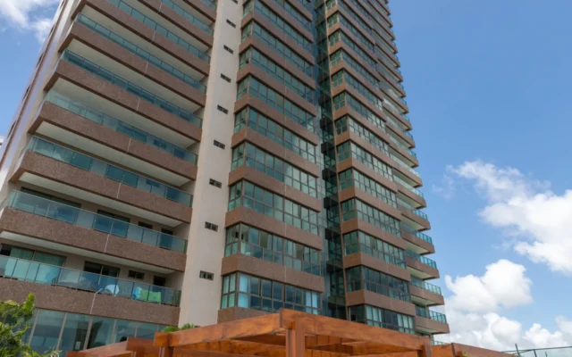 Apartamento no Bairro dos Estados com 3 Suítes, 4 Vagas, 255m²