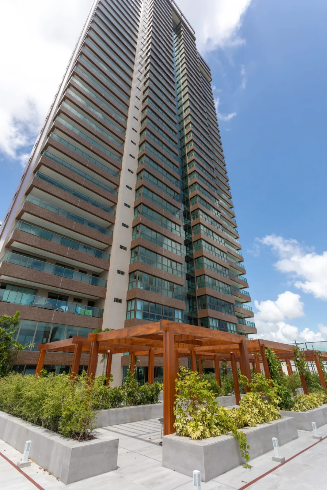 Apartamento no Bairro dos Estados com 3 Suítes, 4 Vagas, 255m²