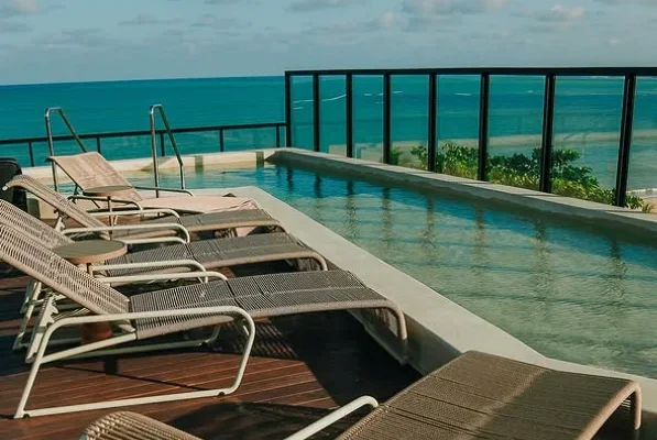 Flat pé na areia no Jardim Oceania/Bessa com Elevador e Lazer