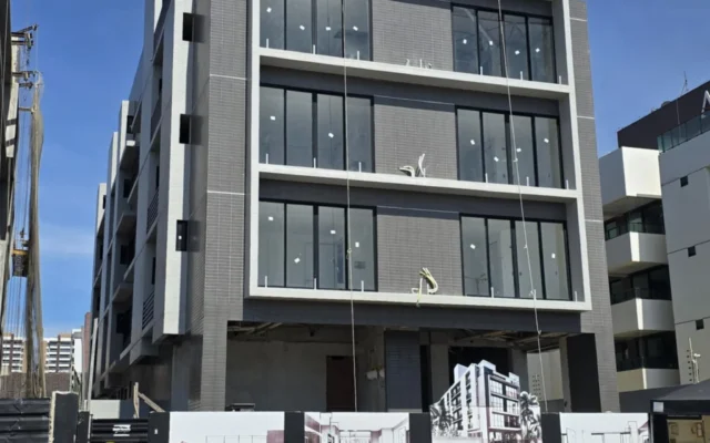 Lançamento de Flat Beira-mar de Intermares, Elevador e Lazer