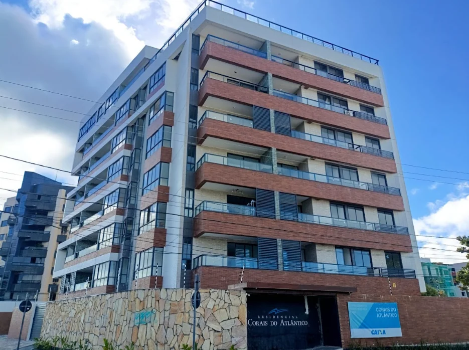 Apartamento em Intermares com 2 ou 3 Quarto sendo 1 Suíte, Elevador e Piscina