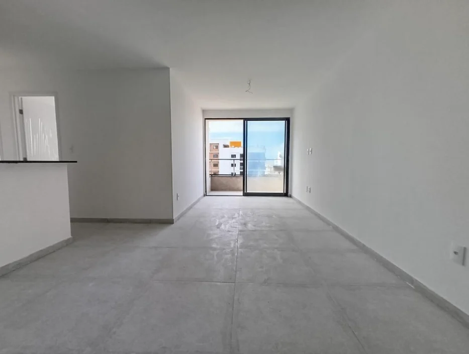 Apartamento em Intermares com 2 ou 3 Quarto sendo 1 Suíte, Elevador e Piscina