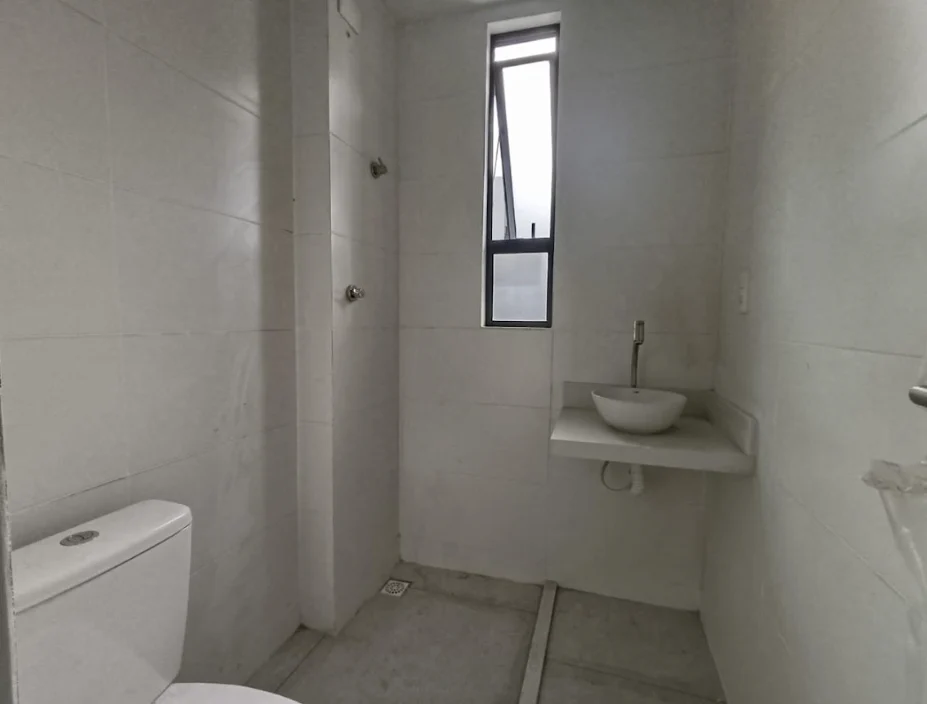 Apartamento em Intermares com 2 ou 3 Quarto sendo 1 Suíte, Elevador e Piscina