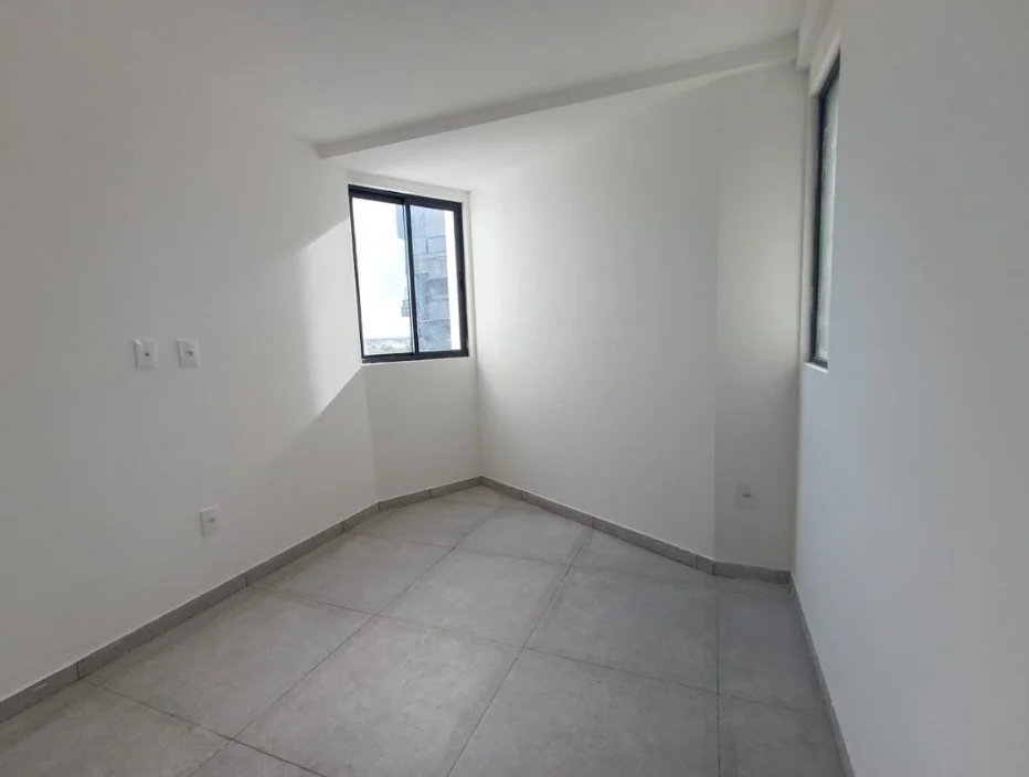 Apartamento em Intermares com 2 ou 3 Quarto sendo 1 Suíte, Elevador e Piscina