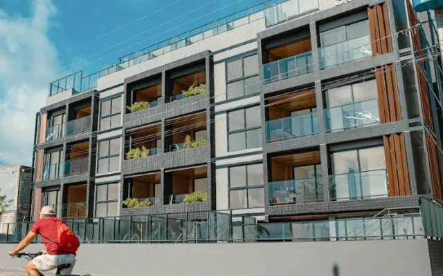 Últimas Unidades Beira-Mar de Intermares com 2 ou 3 Quartos, Elevador e Lazer
