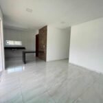 Excelente Casa em Condomínio em Bananeiras com 4 Suítes sendo 1 Reversível, Lazer