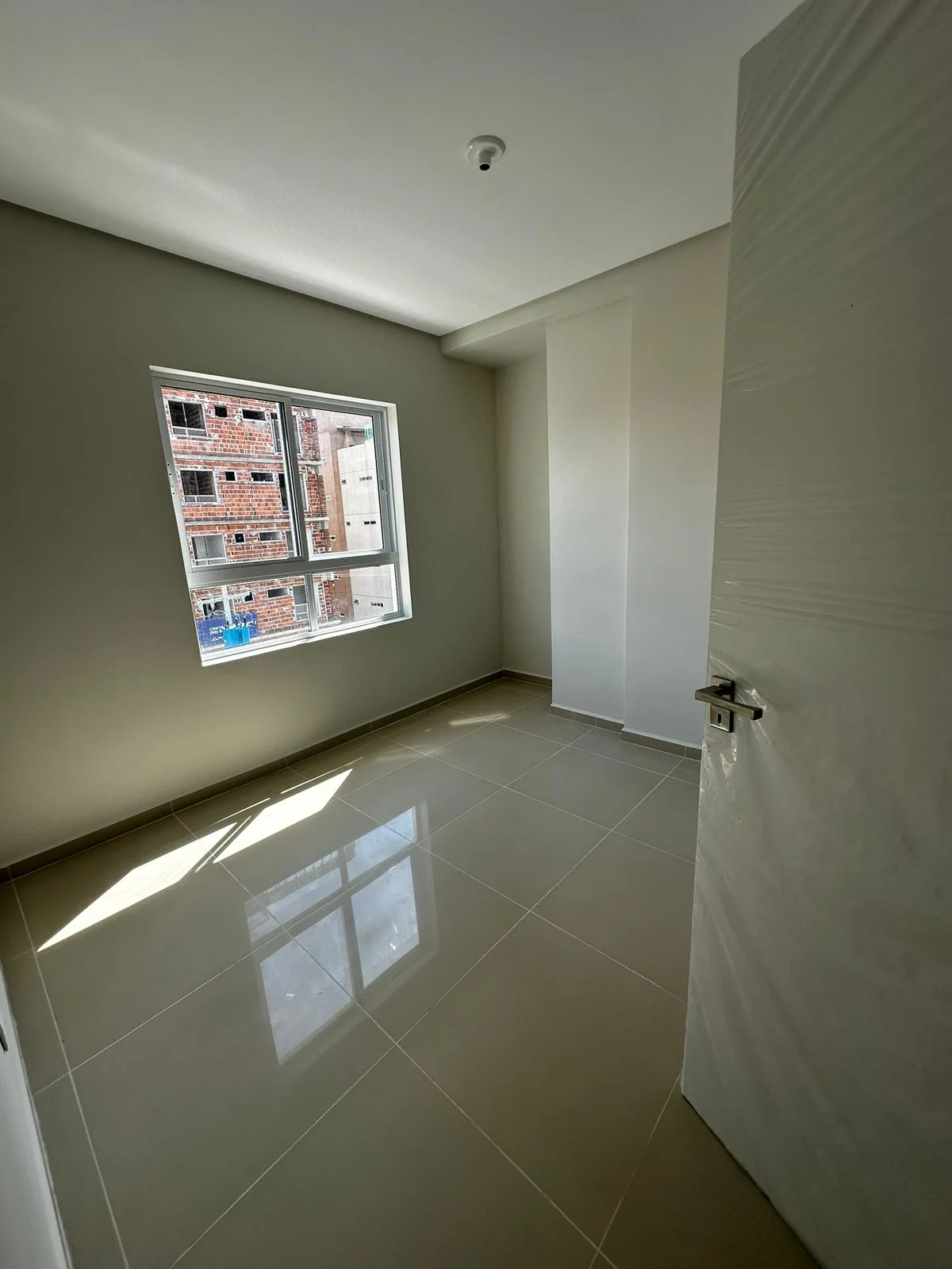 Apartamento ou Cobertura em Intermares 2 Quartos, Elevador e Lazer