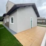 Excelente Casa em Condomínio em Bananeiras com 4 Suítes sendo 1 Reversível, Lazer