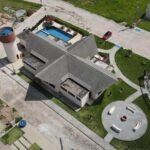 Excelente Casa em Condomínio em Bananeiras com 4 Suítes sendo 1 Reversível, Lazer