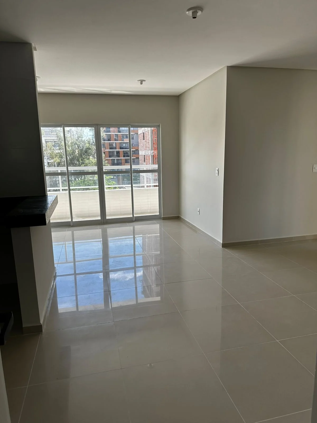 Apartamento ou Cobertura em Intermares 2 Quartos, Elevador e Lazer