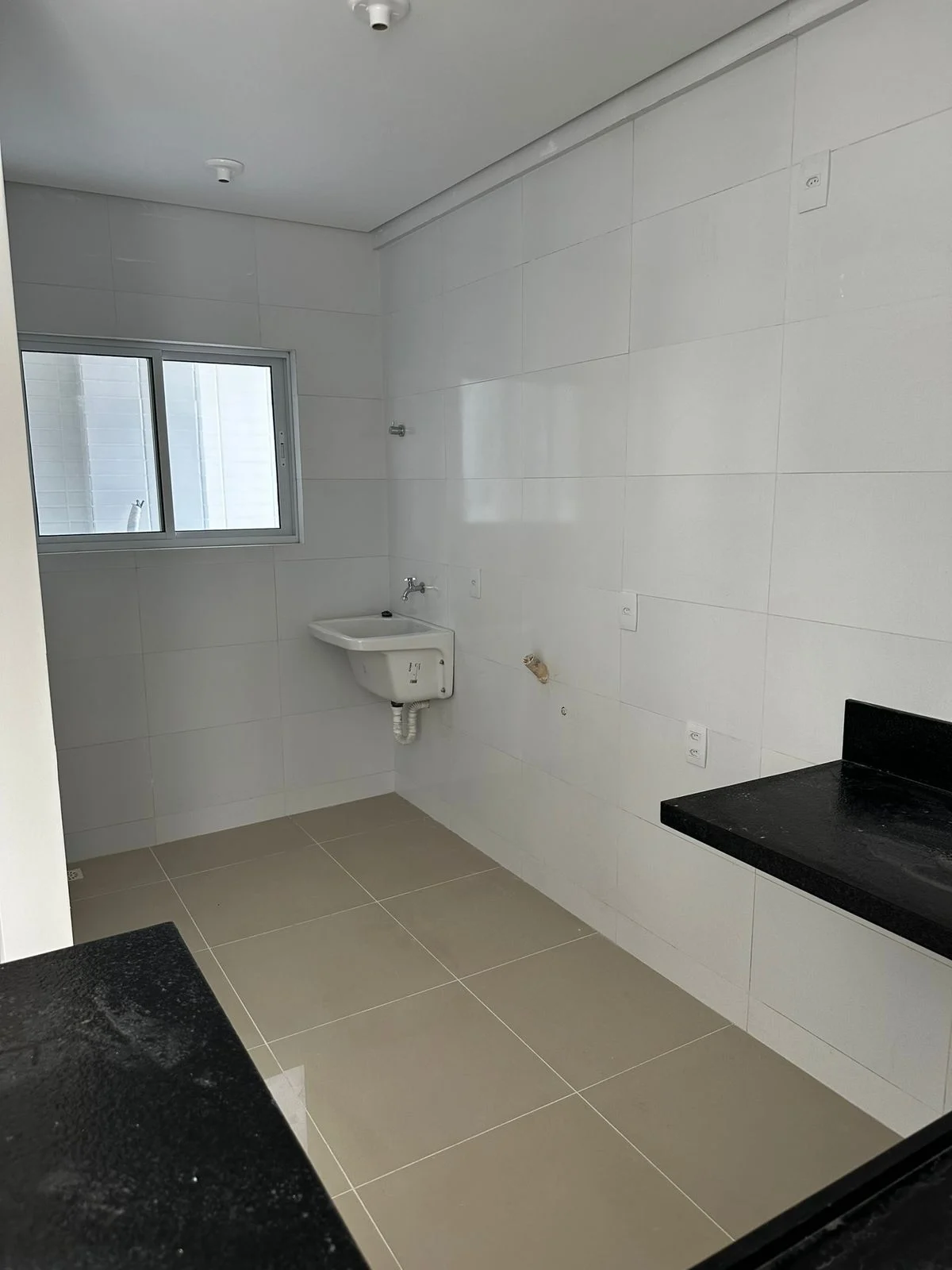 Apartamento ou Cobertura em Intermares 2 Quartos, Elevador e Lazer