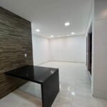 Excelente Casa em Condomínio em Bananeiras com 4 Suítes sendo 1 Reversível, Lazer