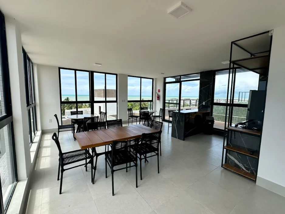 Apartamento em Formosa/Cabedelo com 2 Quartos sendo 1 Suíte, Elevador e Piscina