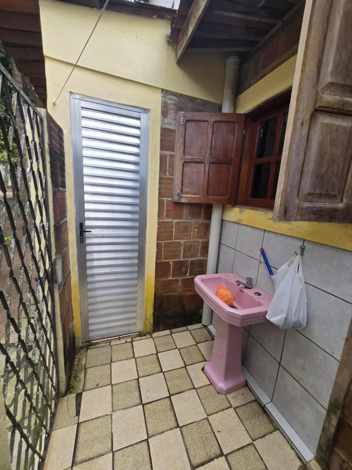 Chácara em Lucena com 4 Quartos, Lazer, 4.140m², Porteira Fechada