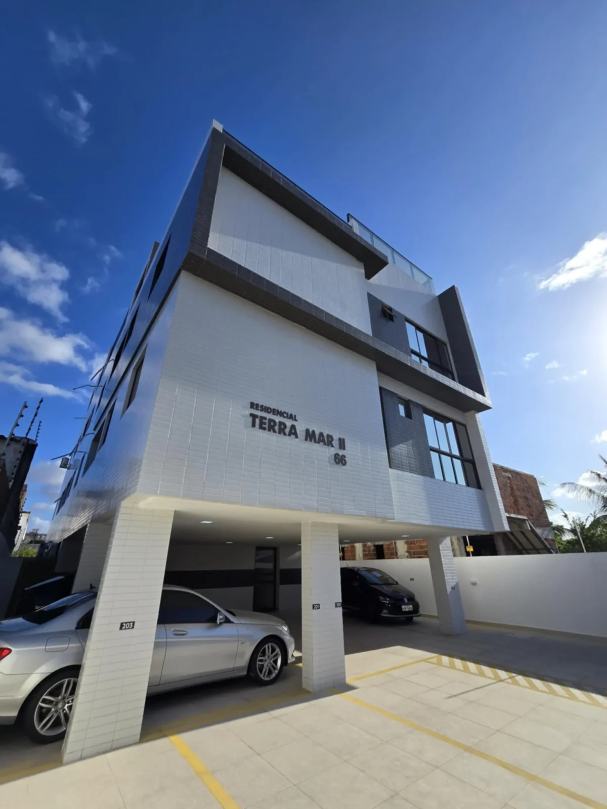 Apartamento no Bessa com 2 ou 3 Quartos, Opção de Térreo e Cobertura