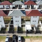 Bangalô Triplex em Condomínio Fechado no Poço/Camboinha com 3 Quartos sendo 2 suítes, 134m²
