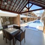 Bangalô Triplex em Condomínio Fechado no Poço/Camboinha com 3 Quartos sendo 2 suítes, 134m²