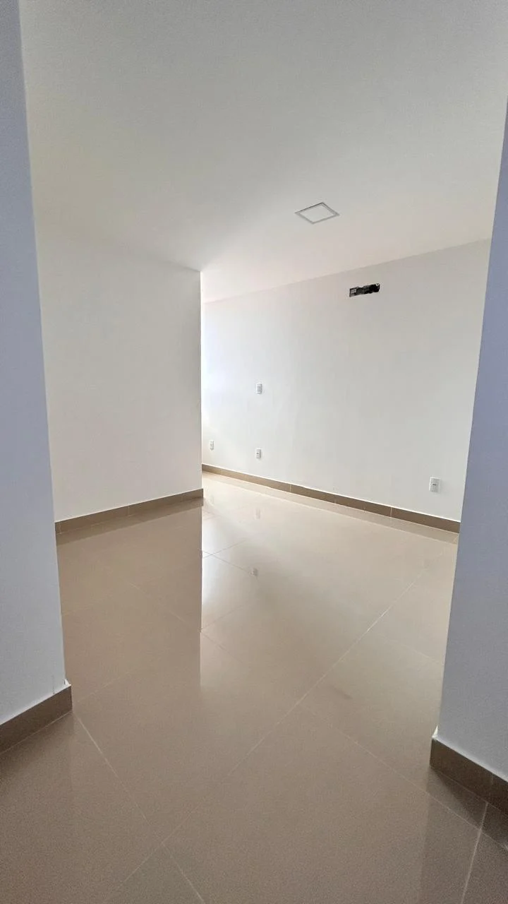 Cobertura 2 Quartos sendo 1 Suíte nos Bancários com Hidro, Elevador e Lazer