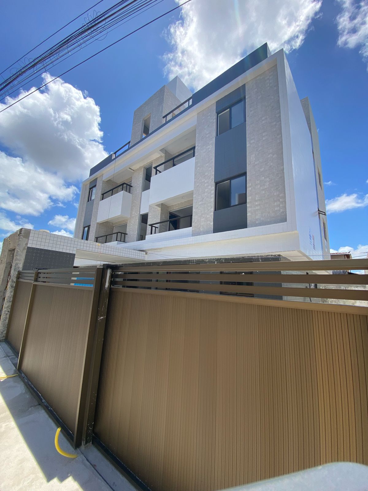 Apartamento no Geisel com 2 Quartos sendo 1 Suíte, Opção de Cobertura