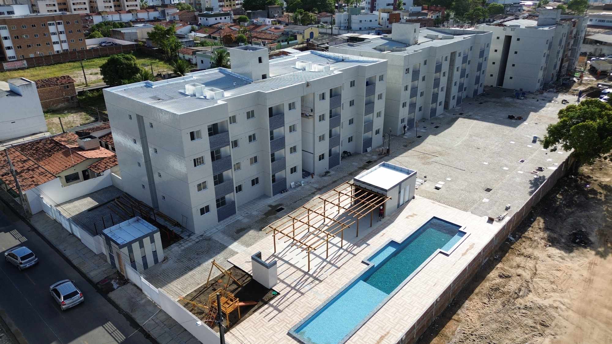 Apartamento no Planalto Boa Esperança/Valentina com 2 Quartos com Piscina