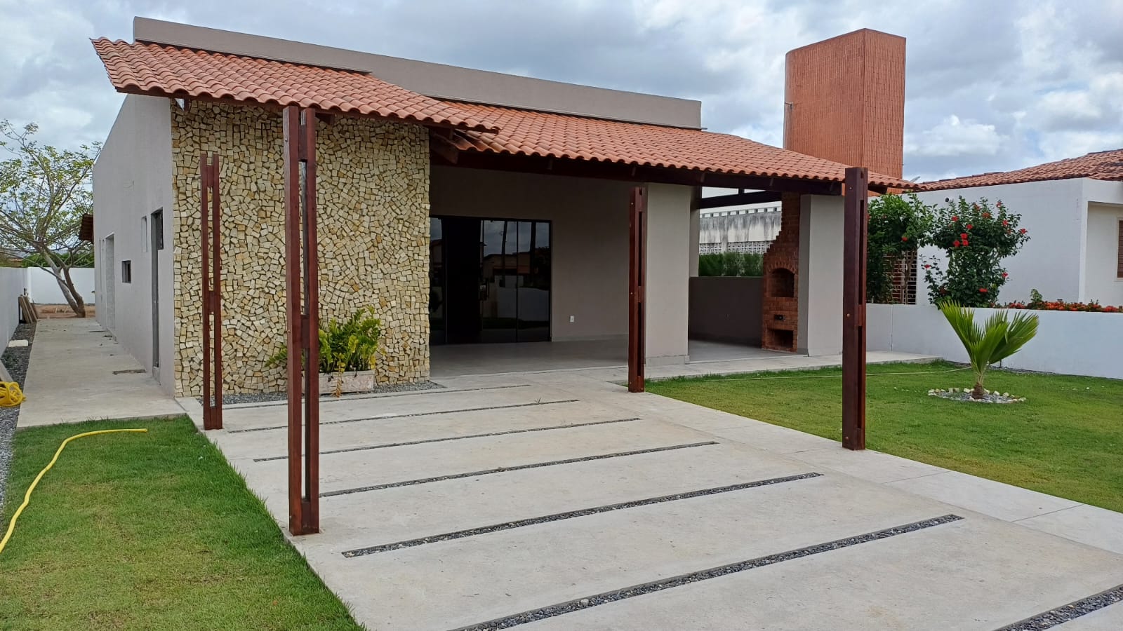 Casa no Condomínio Green Ville com 3 Quartos sendo 1 Suíte, Lazer Completo