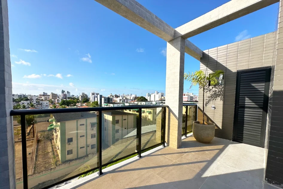Cobertura no Jardim Cidade Universitária com 2 Quartos sendo 1 Suíte com Hidro, Piscina