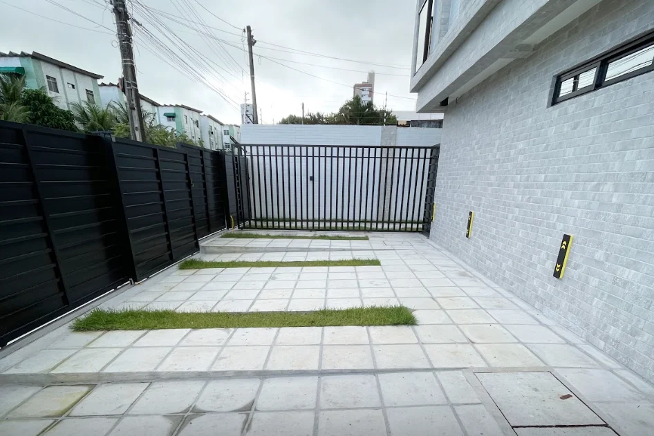 Cobertura no Jardim Cidade Universitária com 2 Quartos sendo 1 Suíte com Hidro, Piscina