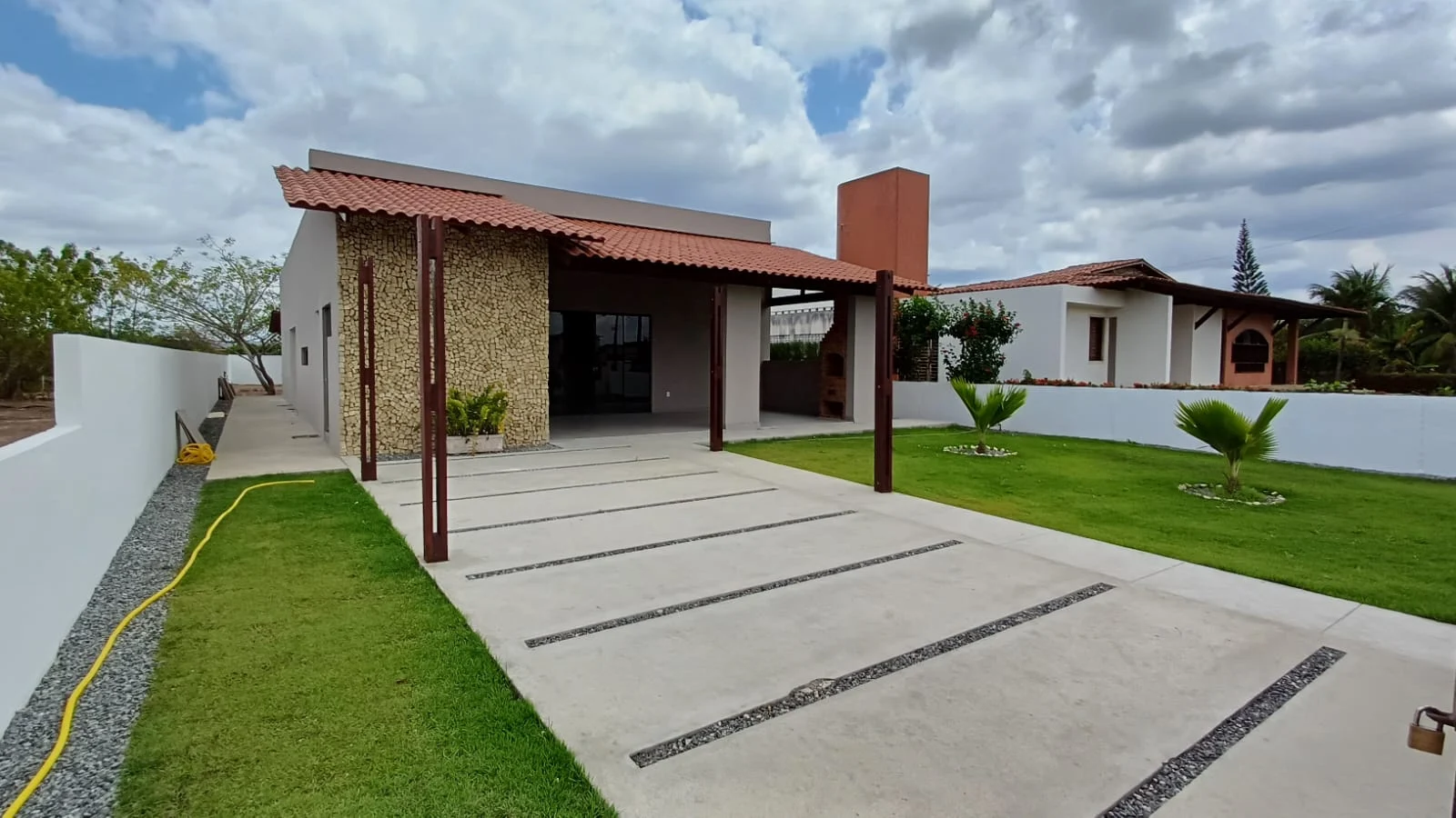Casa no Condomínio Green Ville com 3 Quartos sendo 1 Suíte, Lazer Completo