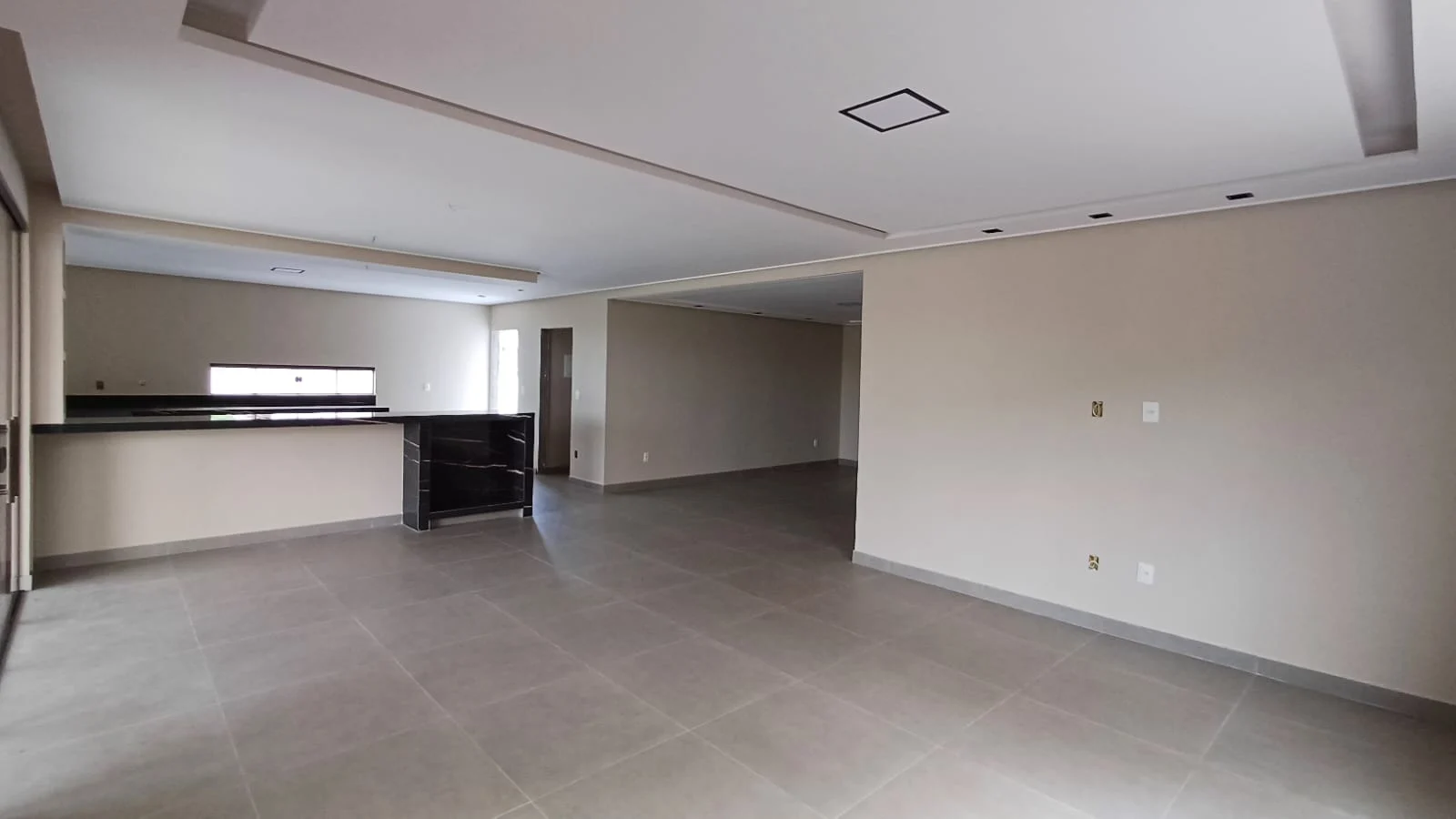 Casa no Condomínio Green Ville com 3 Quartos sendo 1 Suíte, Lazer Completo