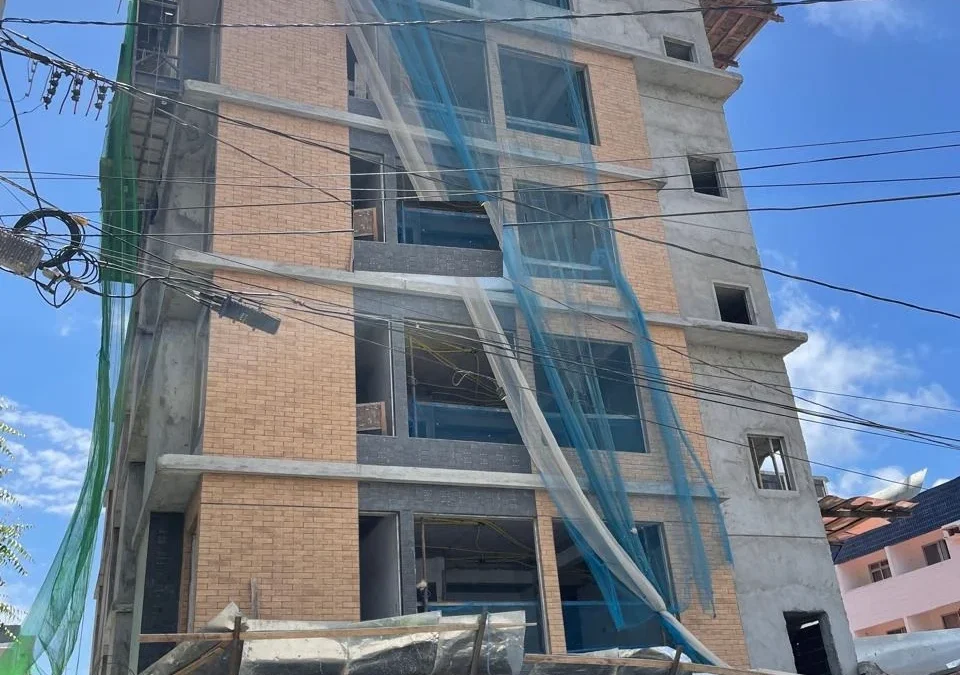 Lançamento de Flat em Intermares, Elevador e Lazer