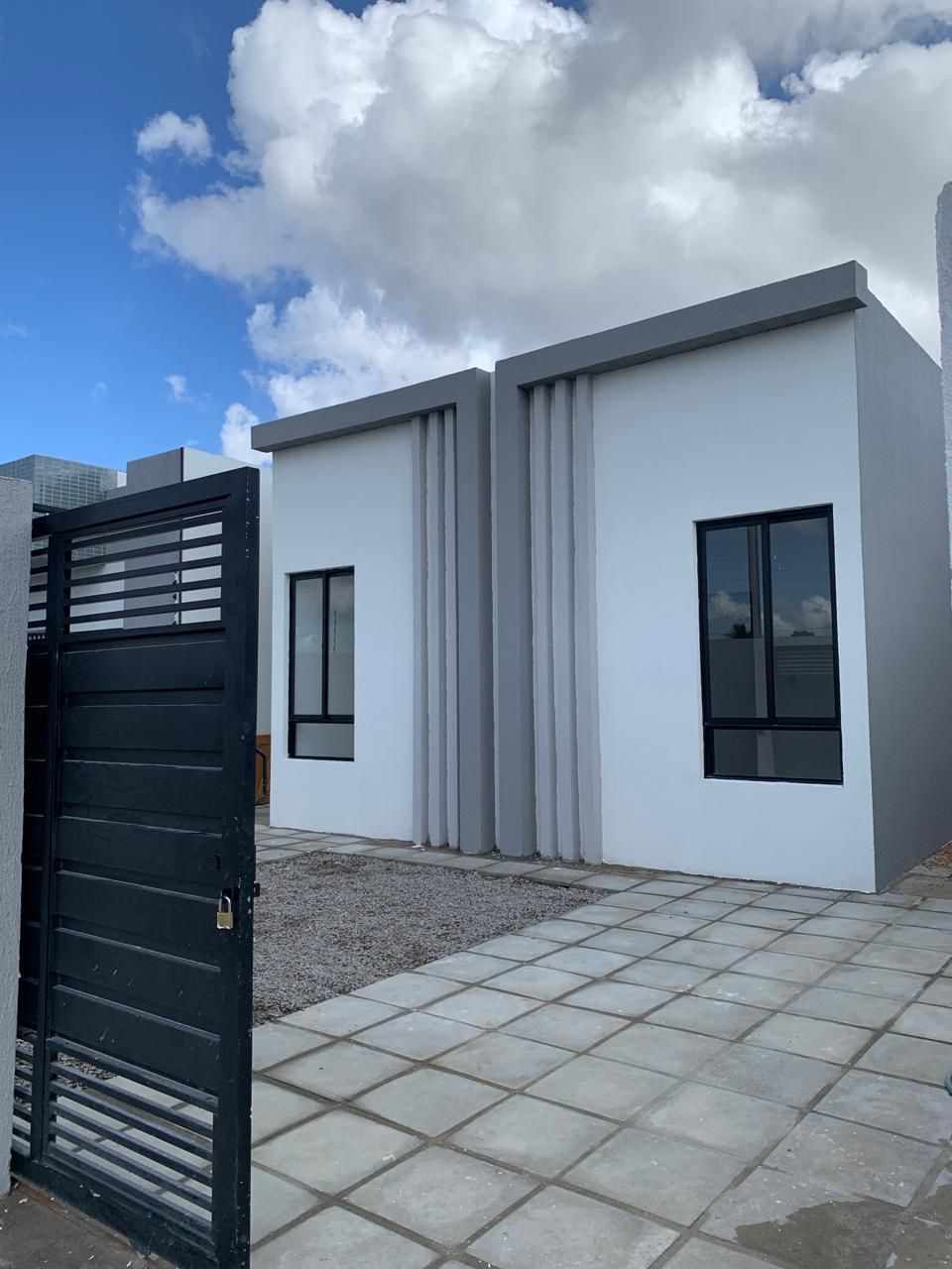 Casa em Paratibe/Valentina com 2 Quartos sendo 1 Suíte