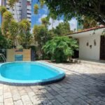 Casa no Bairro dos Estados com 4 Quartos sendo 3 Suítes, Piscina, 604m²