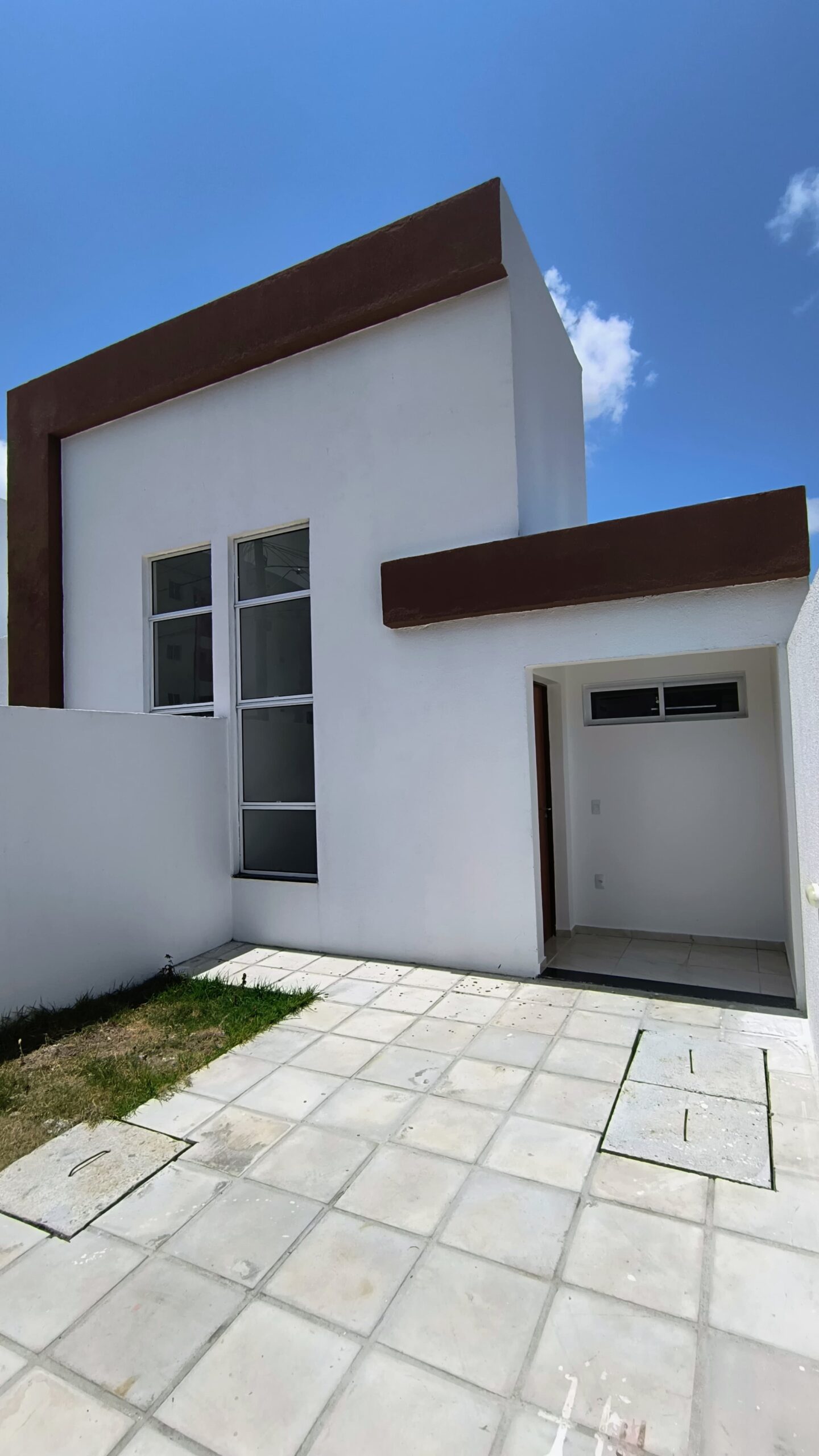 Casa em Parque do Sol/Valentina com 2 Quartos sendo 1 Suíte