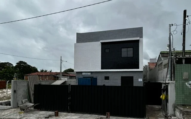 Apartamento no Paratibe/Valentina com 2 Quartos, Opção com Área Externa