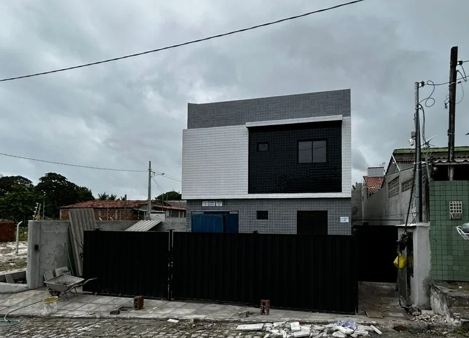 Apartamento no Paratibe/Valentina com 2 Quartos, Opção com Área Externa