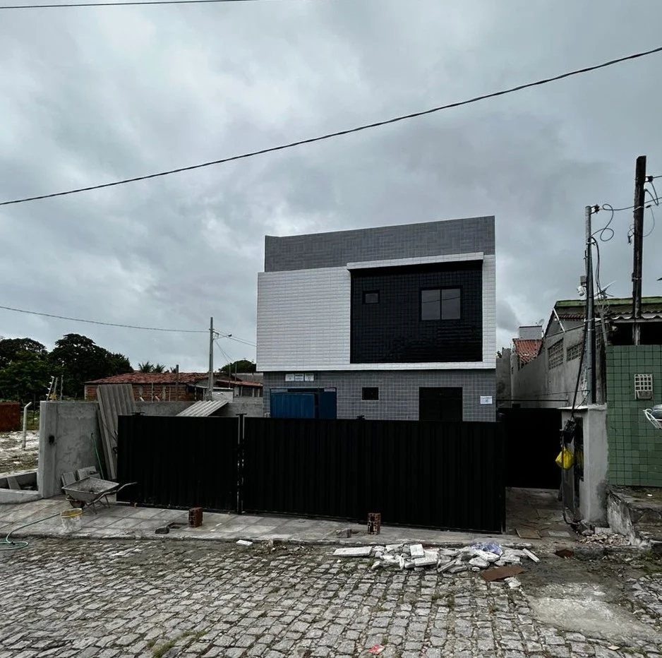 Apartamento no Paratibe/Valentina com 2 Quartos, Opção com Área Externa